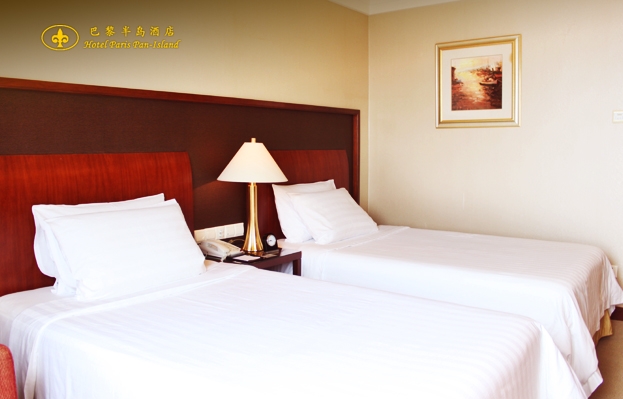 Imagen de la habitación del Hotel Paris Penninsula. Foto 4