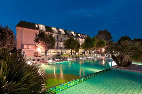 Imagen general del Hotel Paris Resort. Foto 5