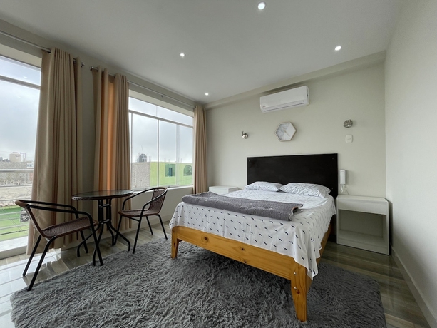 Imagen de la habitación del Hotel Paris Ritz Hostel Plus. Foto 8