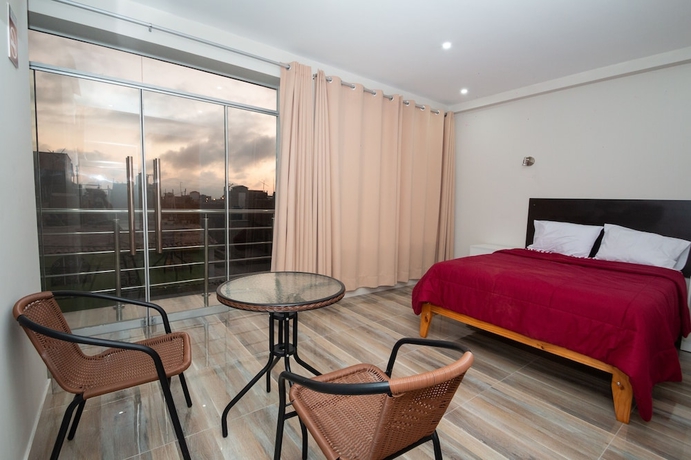 Imagen de la habitación del Hotel Paris Ritz Hostel Plus. Foto 9