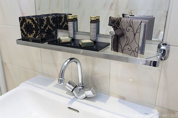 Imagen de la habitación del Hotel Paris Rivoli. Foto 3