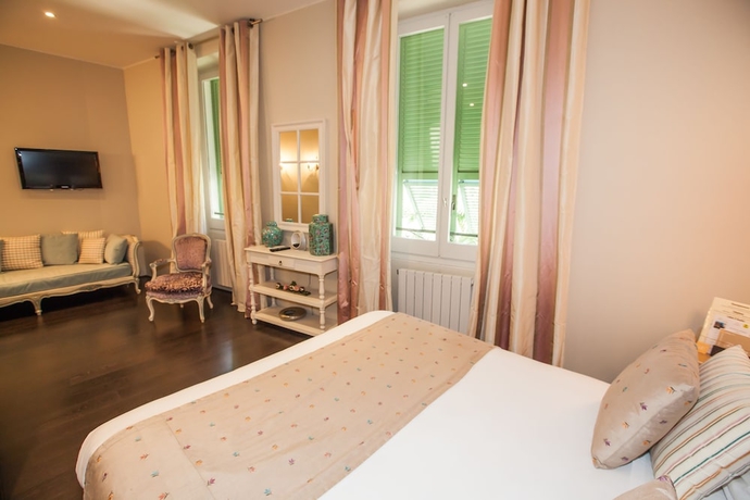 Imagen de la habitación del Hotel Paris Rome. Foto 5