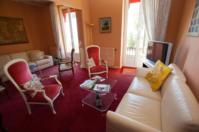 Imagen de los interiores del Hotel Paris Rome. Foto 19