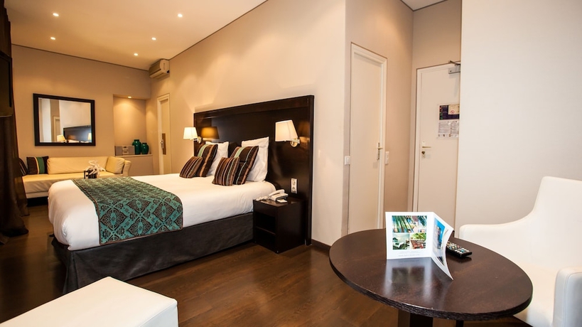 Imagen de la habitación del Hotel Paris Rome. Foto 15