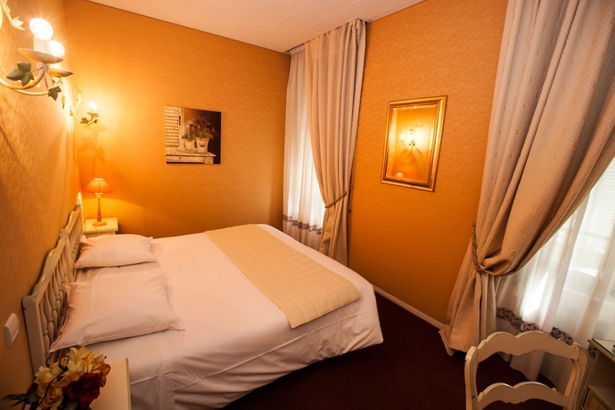 Imagen de la habitación del Hotel Paris Rome. Foto 18