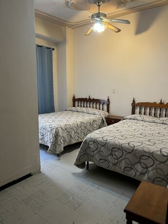 Imagen general del Hotel Paris, San Juan de los Lagos. Foto 2