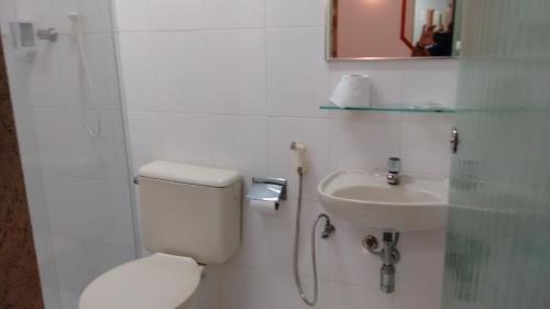 Imagen general del Hotel Paris, Sao Paulo Ciudad. Foto 4