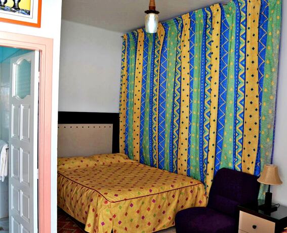 Imagen de la habitación del Hotel Paris, Sousse. Foto 18