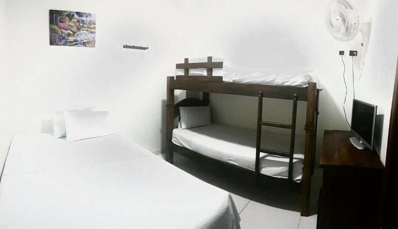 Imagen general del Hotel Paris, Villeta. Foto 2