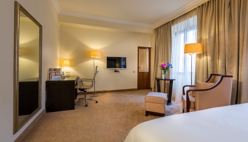 Imagen de la habitación del Hotel Paris Yerevan. Foto 9
