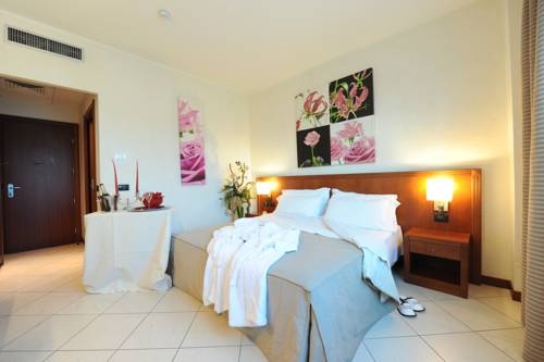 Imagen general del Hotel Parisi. Foto 8