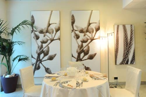 Imagen general del Hotel Parisi. Foto 13