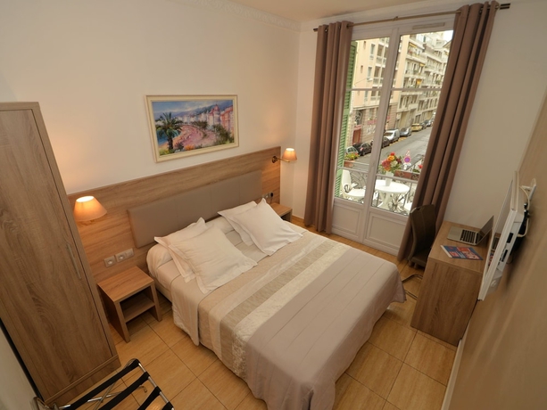 Imagen de la habitación del Hotel Parisien, Niza. Foto 2