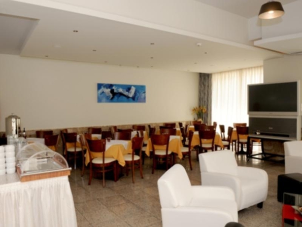 Imagen general del Hotel Paritsa. Foto 2