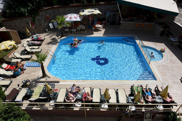 Imagen de la piscina del Hotel Park, ALANYA. Foto 12