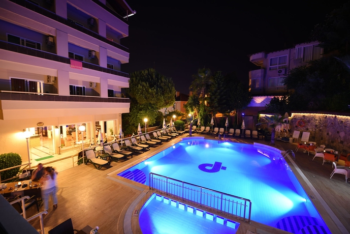 Imagen de la piscina del Hotel Park, ALANYA. Foto 13