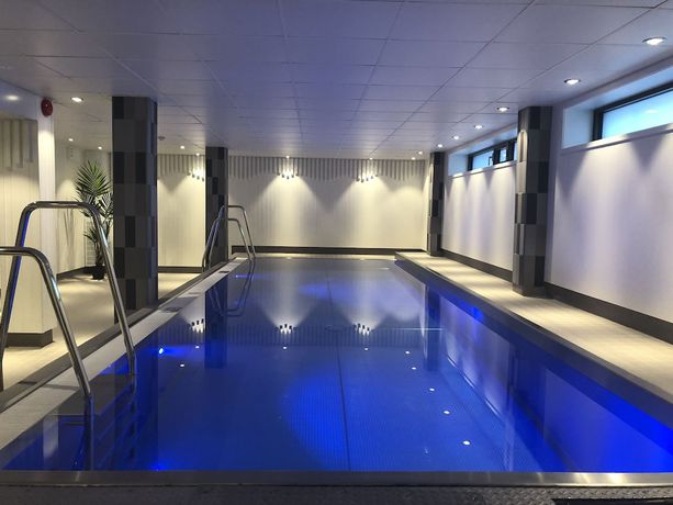 Imagen de la piscina del Hotel Park Alandia. Foto 20