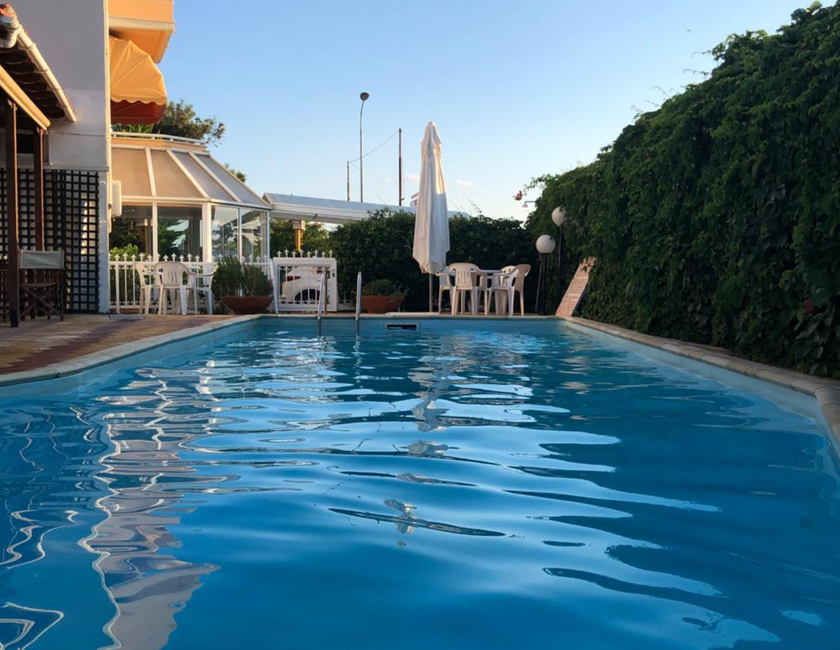 Imagen general del Hotel Park, Alejandr&oacute;polis. Foto 1