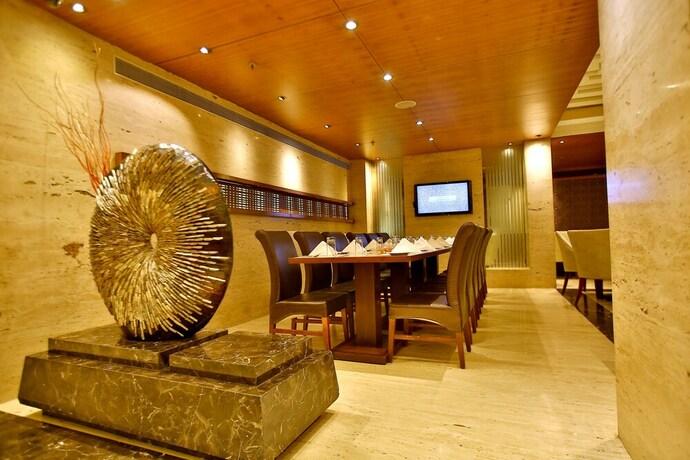 Imagen del bar/restaurante del Hotel Park Ascent. Foto 14