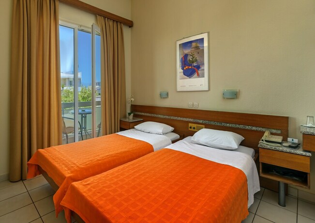 Imagen de la habitación del Hotel Park, Atenas. Foto 16