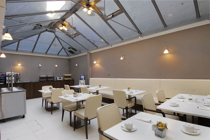 Imagen del bar/restaurante del Hotel Park Avenue Baker Street. Foto 5