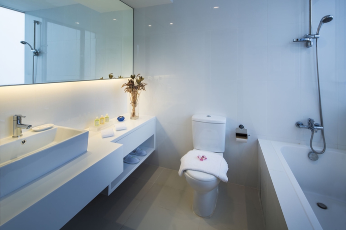 Imagen de la habitación del Hotel Park Avenue Clemenceau. Foto 2