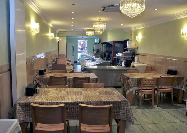 Imagen del bar/restaurante del Hotel Park Avenue, Londres. Foto 2