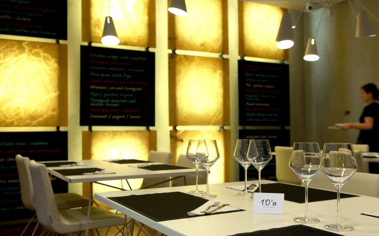 Imagen del bar/restaurante del Hotel Park Barcelona. Foto 5