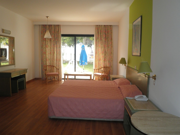 Imagen de la habitación del Hotel Park Beach. Foto 6