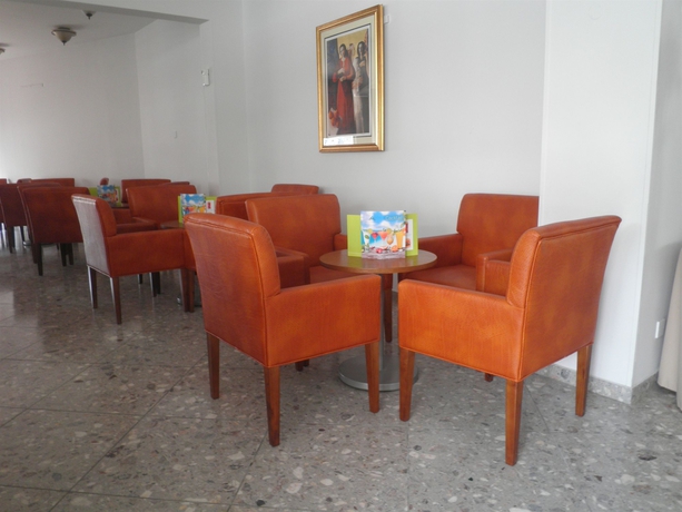 Imagen del bar/restaurante del Hotel Park Beach. Foto 2