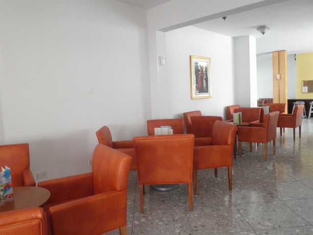 Imagen del bar/restaurante del Hotel Park Beach. Foto 3