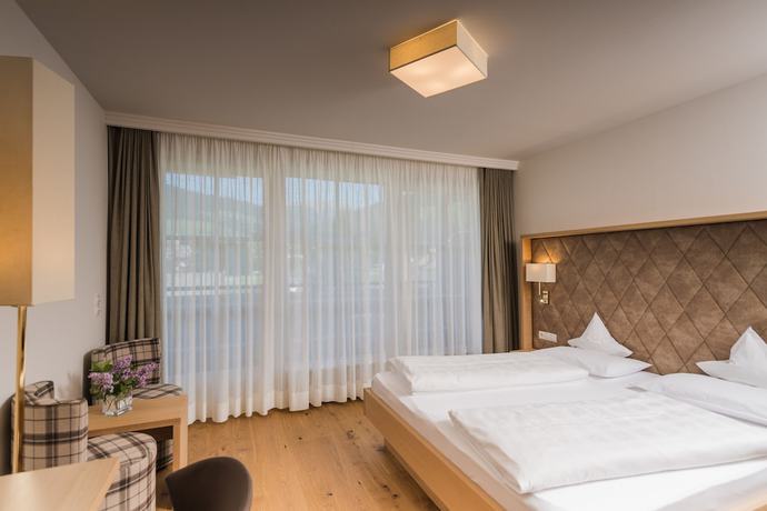 Imagen de la habitación del Hotel Park Bellevue, Dobbiaco. Foto 10