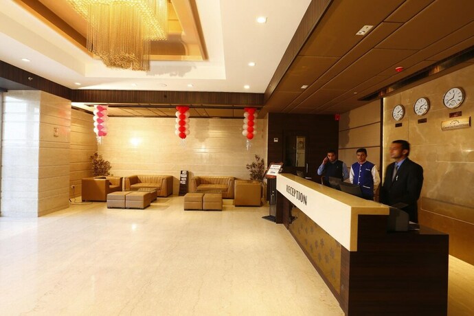 Imagen de los interiores del Hotel Park Blu. Foto 20