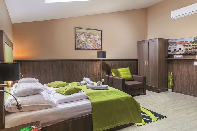 Imagen de la habitación del Hotel Park B&uuml;kf&uuml;rdő. Foto 6