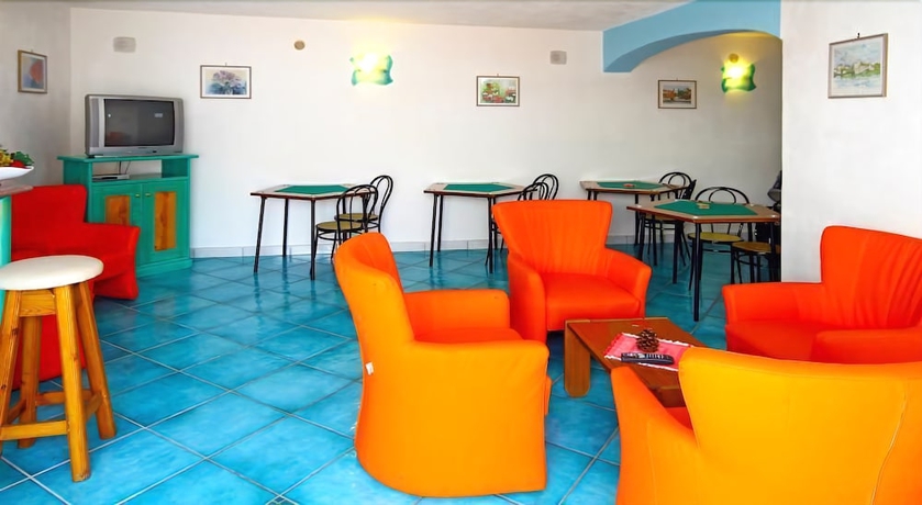 Imagen de los interiores del Hotel Park Calitto. Foto 15