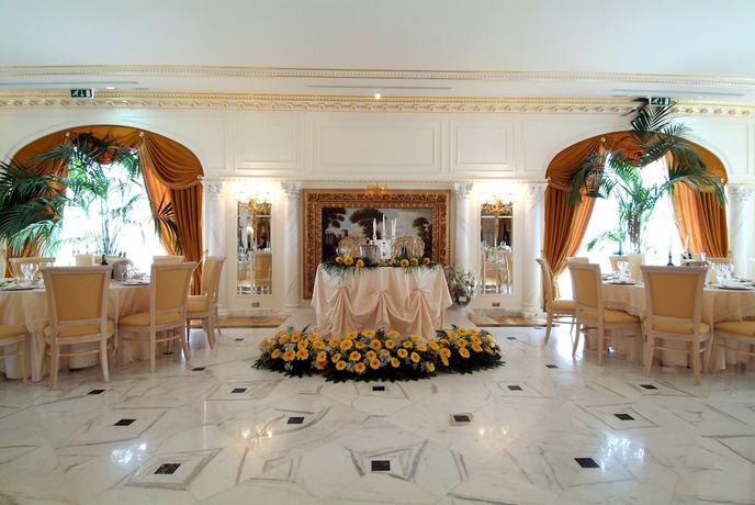 Imagen del bar/restaurante del Hotel Park Campitelli. Foto 6