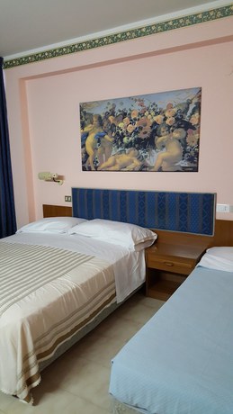 Imagen de la habitación del Hotel Park Campitelli. Foto 14