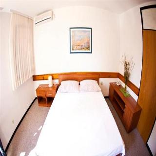 Imagen de la habitación del Hotel Park Capljina. Foto 4