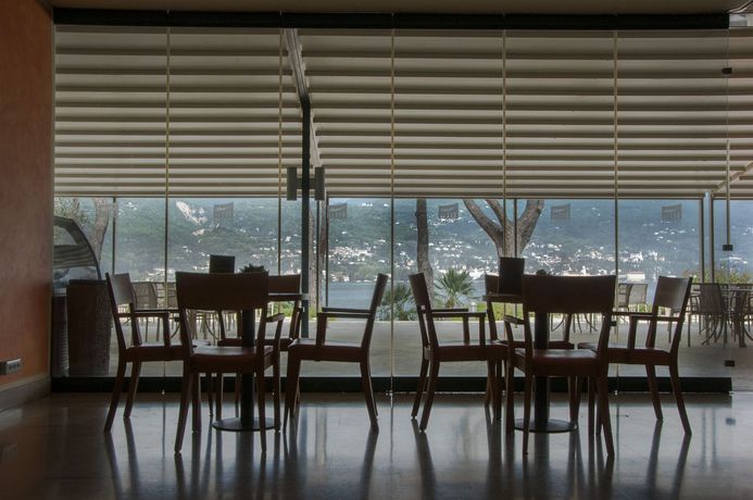 Imagen del bar/restaurante del Hotel Park Casimiro. Foto 4