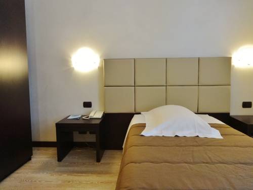 Imagen de la habitación del Hotel Park Cassano. Foto 4