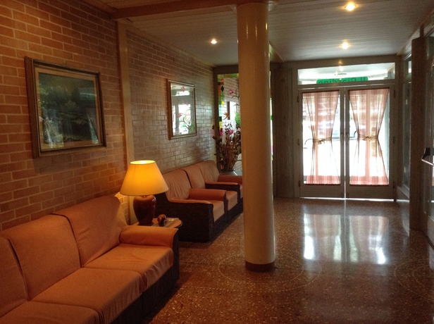 Imagen de los interiores del Hotel Park, Castel San Pietro Terme. Foto 14