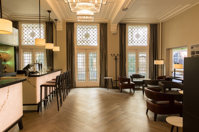 Imagen del bar/restaurante del Hotel Park Centraal Den Haag, Part Of Sircle Collection. Foto 3