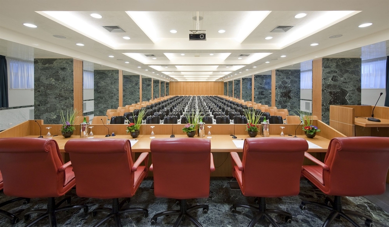 Imagen de los interiores del Hotel Park Centro Congressi. Foto 9