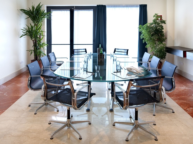 Imagen de los interiores del Hotel Park Centro Congressi. Foto 13