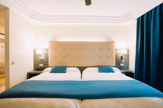 Imagen de la habitación del Hotel Park Club Europe. Foto 4