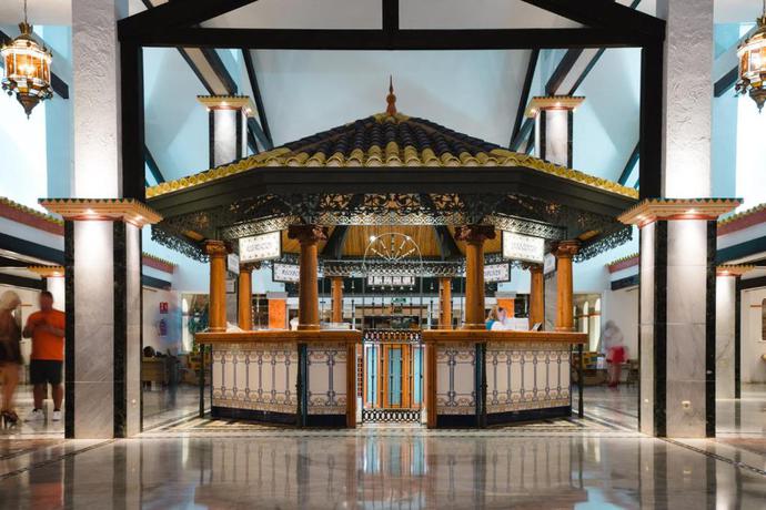 Imagen de los interiores del Hotel Park Club Europe. Foto 15