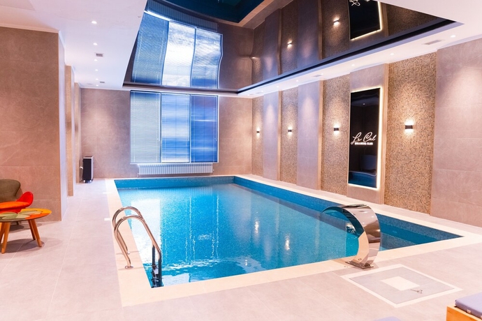 Imagen de la piscina del Hotel Park Dedeman Almaty. Foto 19