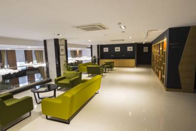 Imagen de los interiores del Hotel Park Dedeman Trabzon. Foto 4