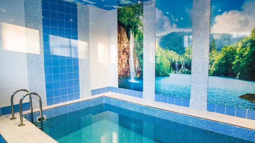 Imagen de la piscina del Hotel Park, Dzerzhinsk. Foto 15