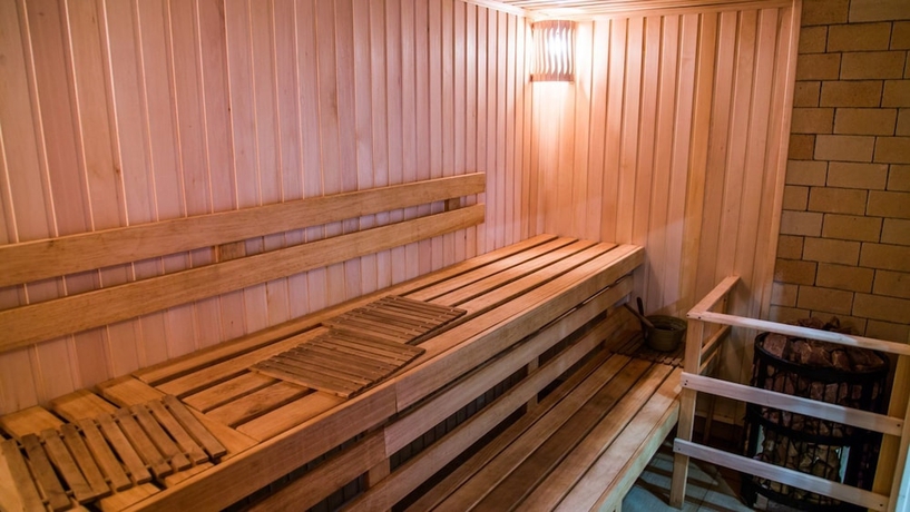 Imagen de la piscina del Hotel Park, Dzerzhinsk. Foto 17